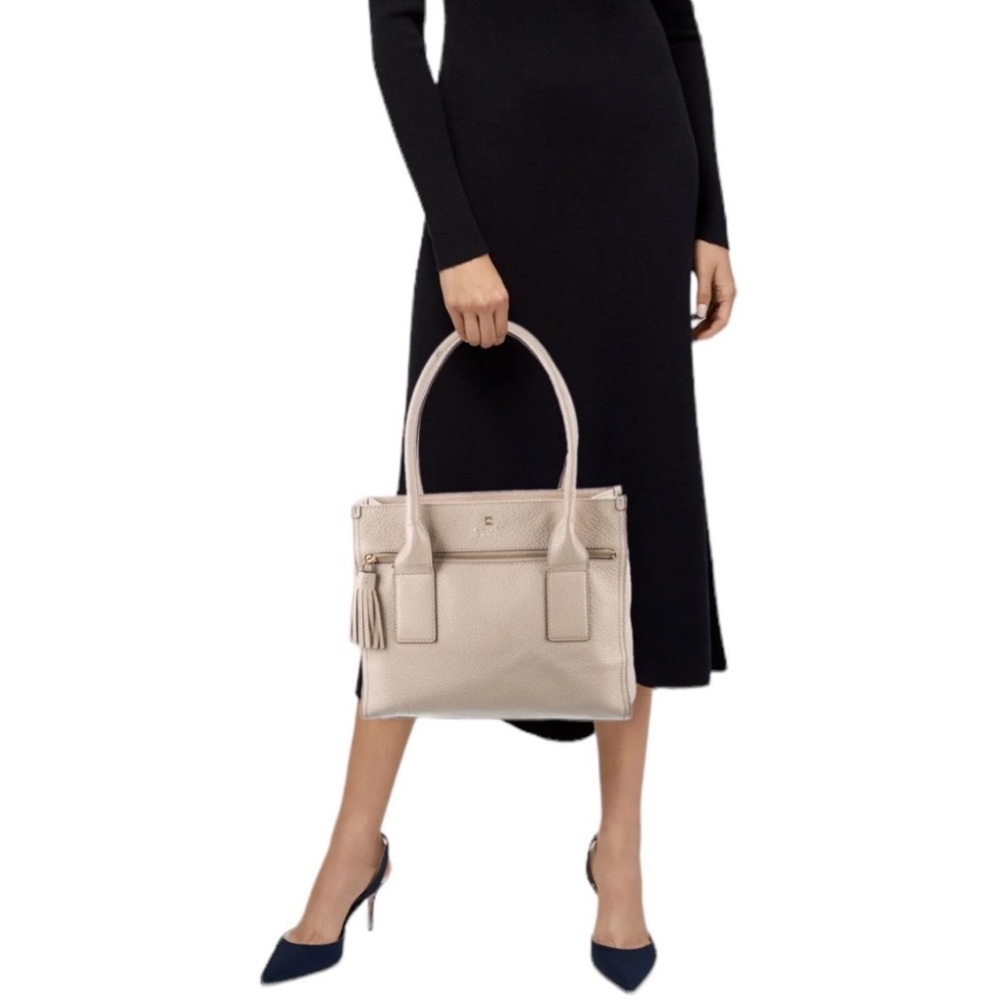 Kate Spade New York Leather Southport Shoulder Bag Beige with Golden Hardware